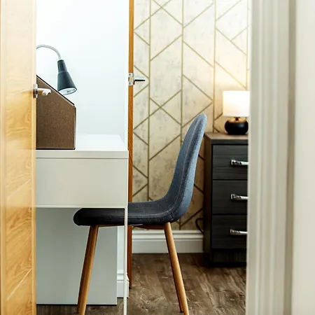 Apartamento Pluxa Opal - Darkening Blinds & Free Parking
